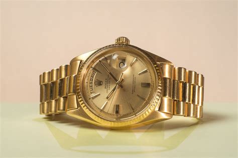 what to look for when buying a used rolex watch|rolex watch buying guide.